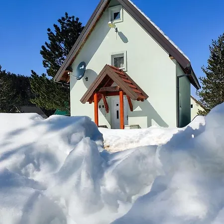 Ljuban Holiday home *